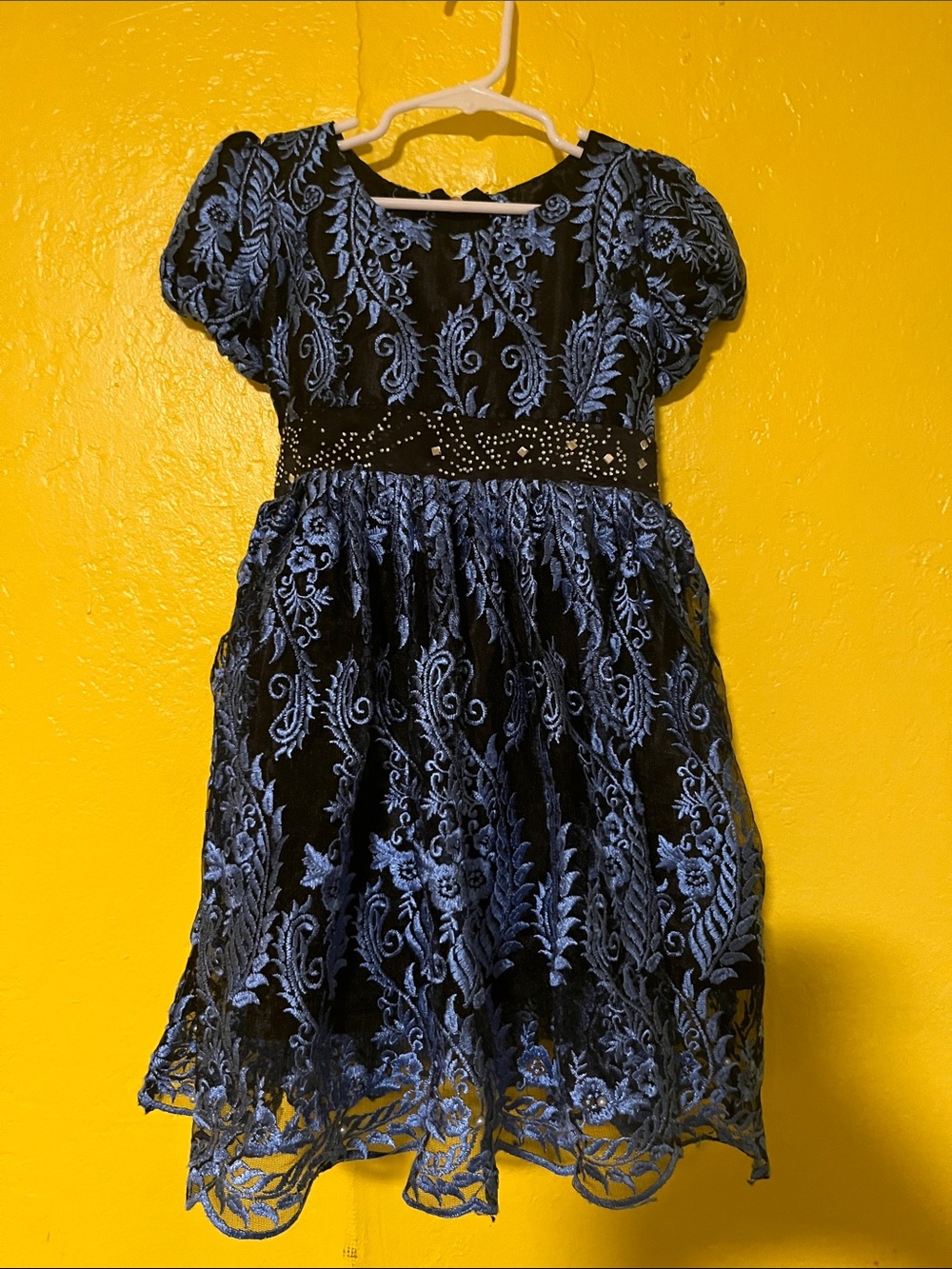 Elegant Black Dress with Blue Floral Lace Embroidery - Girls Formal Dress